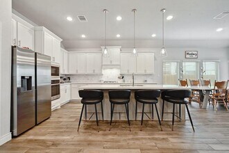 132 Cyrus Milton Dr in Buda, TX - Building Photo - Building Photo