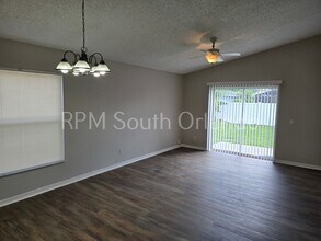 1001 Little Creek Rd in Orlando, FL - Foto de edificio - Building Photo