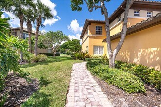 8231 NW 127th Ln in Parkland, FL - Building Photo - Building Photo