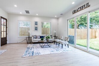 6814 Burkett St. in Houston, TX - Building Photo - Building Photo