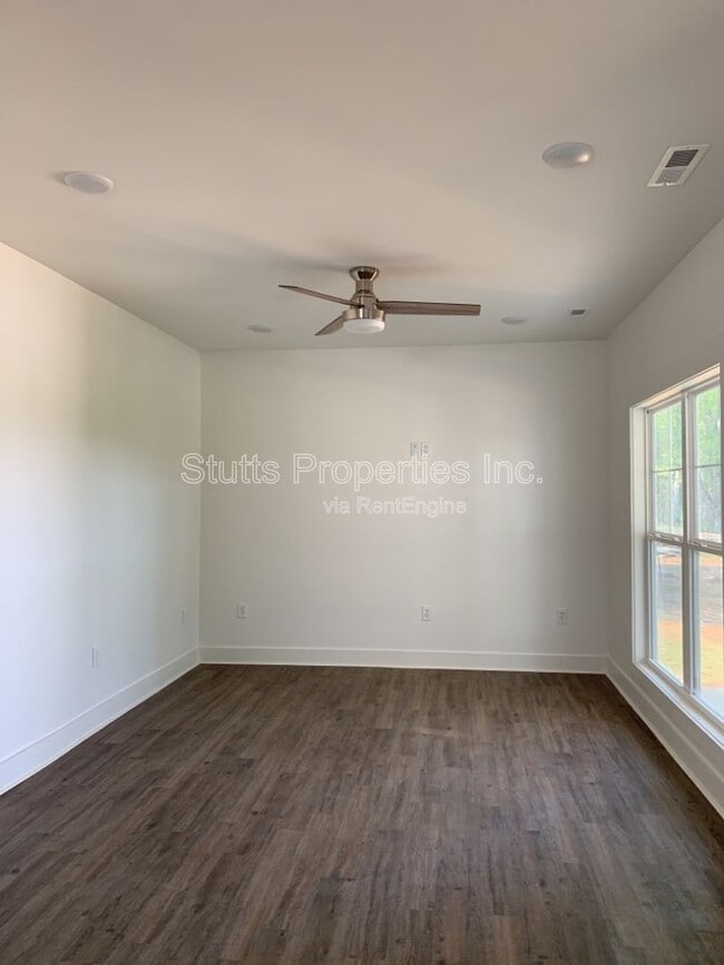 223 Virginia Ave in Florence, AL - Building Photo - Building Photo