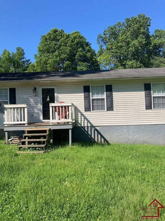 property at 480 Dogwood Cir