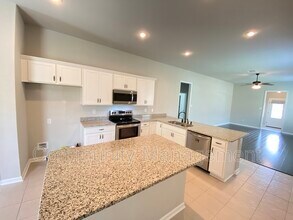 38445 Brown Rd in Prairieville, LA - Building Photo - Building Photo
