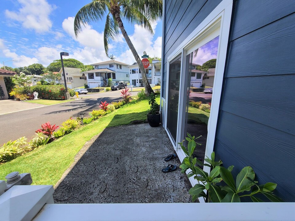 46-102-102 Ipuka Pl in Kaneohe, HI - Building Photo