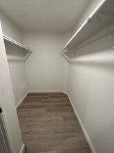Croft Apartments in West Hollywood, CA - Foto de edificio - Building Photo