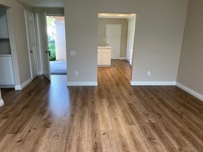 35103 Village 35 in Camarillo, CA - Building Photo - Building Photo