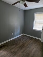 3033 Woodview Dr in Jackson, MS - Building Photo - Building Photo