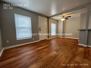 2826 Frazier Ave in Fort Worth, TX - Building Photo - Building Photo