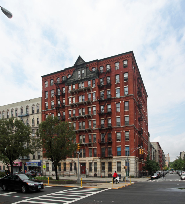 2030 Adam Clayton Powell Boulevard in New York, NY - Building Photo - Building Photo