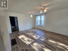82 Rosedale Ave W in Brampton, ON - Building Photo - Building Photo