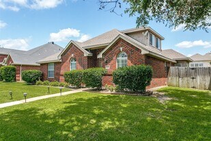3914 Randall Ln, Unit 633-1 in Carrollton, TX - Building Photo