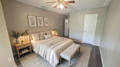 1711 Burton Dr in Austin, TX - Building Photo - Building Photo