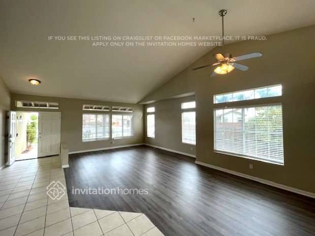 24419 Chaps Cir in Murrieta, CA - Foto de edificio - Building Photo