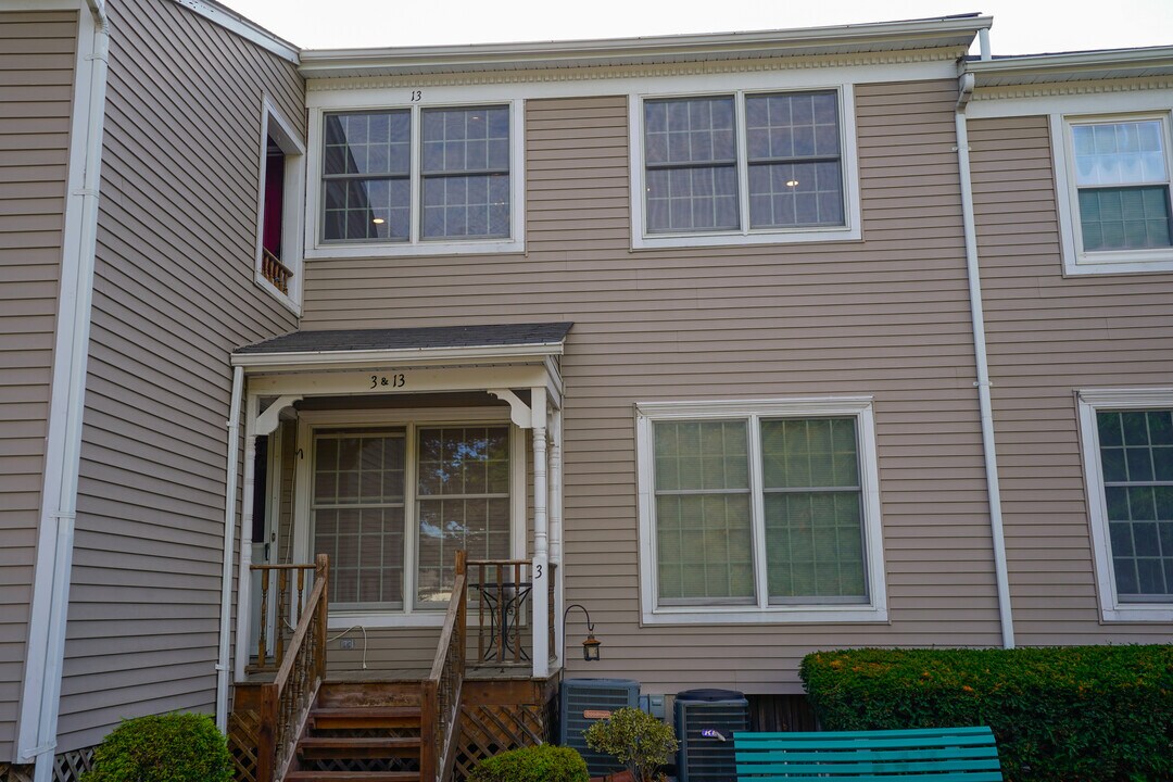 120 Willard St, Unit #13 in Pompton Lakes, NJ - Building Photo