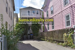 329 Williams St in Providence, RI - Building Photo