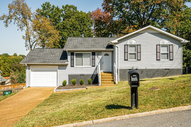 property at 5317 Ashlawn Dr