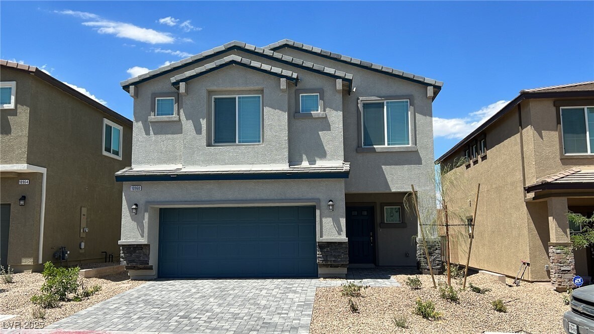 10960 Meridian Flds Ave in Las Vegas, NV - Building Photo