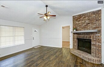 211 Barberry Ln in Toney, AL - Building Photo - Building Photo