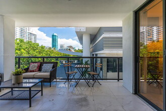 5845 Collins Ave in Miami Beach, FL - Building Photo - Building Photo