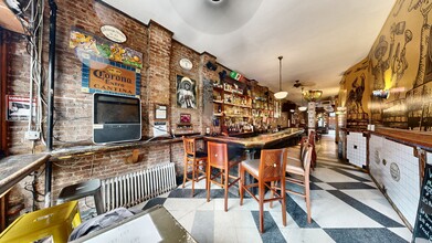 Duplex with Hardwood Floors and New Appliance in Brooklyn, NY - Building Photo - Interior Photo