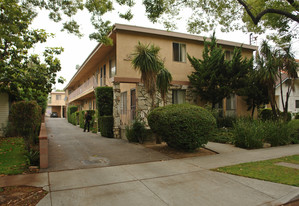 101 Sierra Bonita Ave Apartments