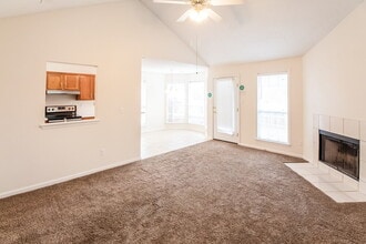 3920 Paramount Cove in Memphis, TN - Building Photo - Building Photo