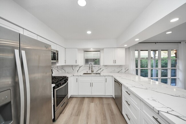 property at 5542 Holly St