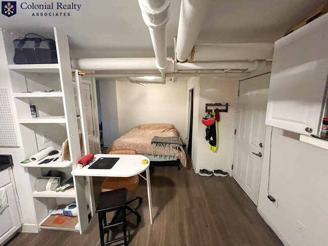 90 Charles St, Unit 1 in Boston, MA - Foto de edificio - Building Photo