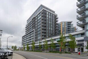 8155 Capstan Way in Richmond, BC - Building Photo