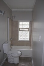 3910 Carlyle Ave in Cleveland, OH - Building Photo - Building Photo