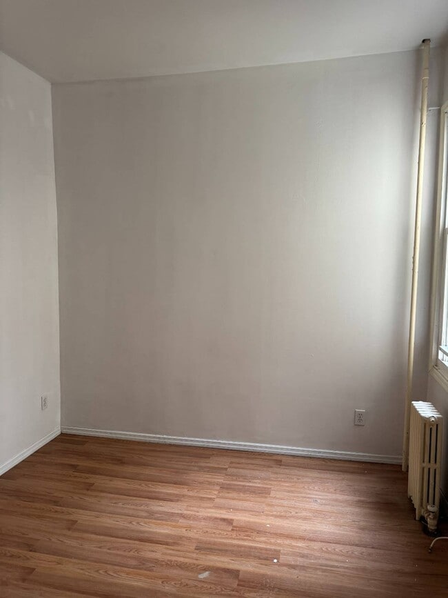 22-64-64 41st St in Queens, NY - Building Photo - Building Photo