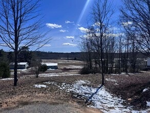 406 Meadow Cross Rd in Topsham, ME - Foto de edificio - Building Photo