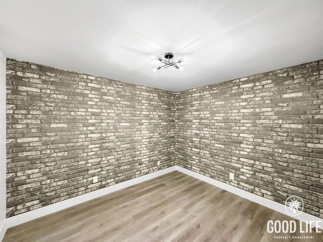 1820 Hornblend St in San Diego, CA - Building Photo - Building Photo