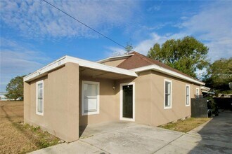 610 Dundee Rd in Dundee, FL - Building Photo - Building Photo