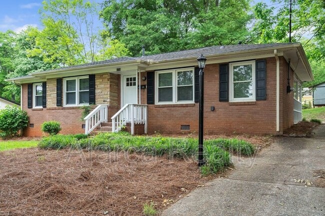 property at 3733 Manchester Dr