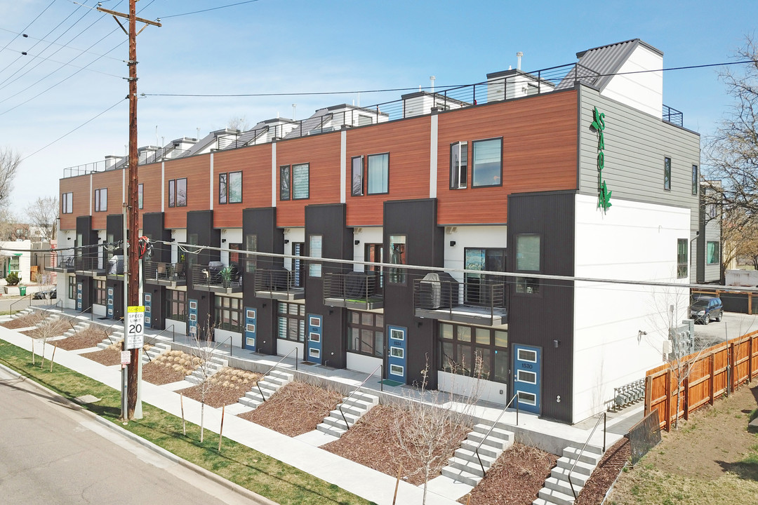 Saola Townhomes at Sloan's Lake in Denver, CO - Foto de edificio