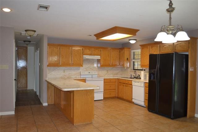 property at 525 W Lloyd St