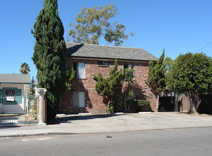 4054 Highland Ave in San Diego, CA - Building Photo - Building Photo