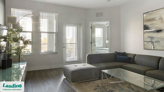 4950 W Prescott St, Unit 5205 in Tampa, FL - Foto de edificio - Building Photo