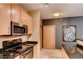 7600 Lyndale Ave S in Minneapolis, MN - Building Photo - Building Photo