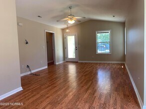 7305 Konlack Ct, Unit 1 bedroom 0109 in Wilmington, NC - Building Photo - Building Photo