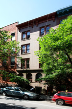 252 W 21st St in New York, NY - Building Photo - Building Photo