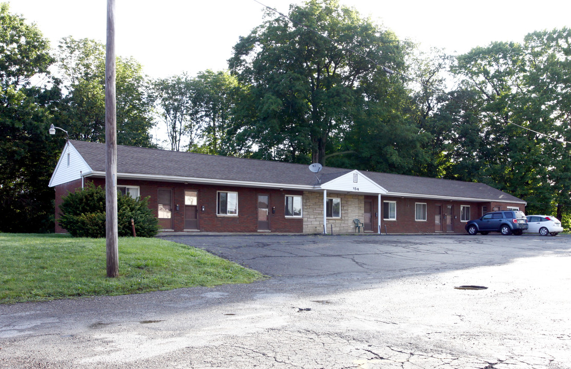 154 Benton Rd in Salem, OH - Building Photo