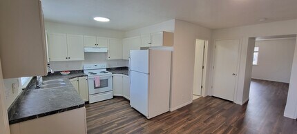 545 W 600 N, Unit 2 in Logan, UT - Building Photo - Building Photo