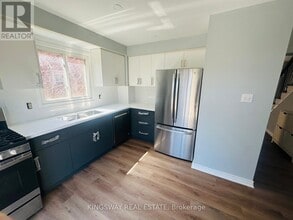 1078 Glenbrook Ave in Oakville, ON - Building Photo - Building Photo