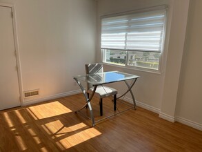 1455 Tierra Rejada Rd, Unit Mother-in-lawunit in Simi Valley, CA - Building Photo - Building Photo