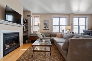 1723 Washington St in Boston, MA - Building Photo