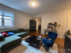 15 Stearns Rd in Brookline, MA - Building Photo - Building Photo