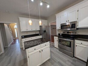 9300 Harris Glen Dr in Charlotte, NC - Building Photo - Building Photo