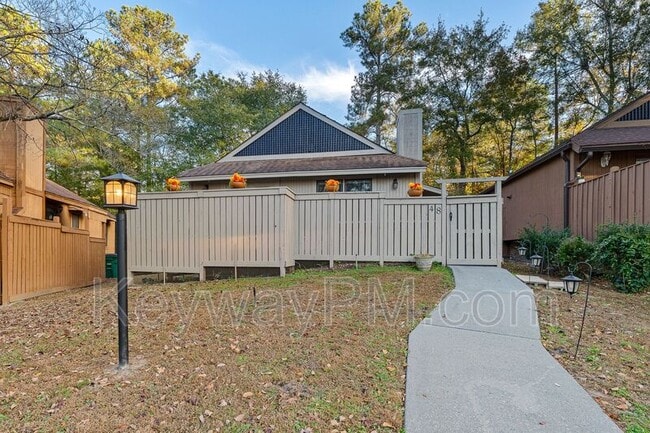 property at 48 Bluff Pointe Way